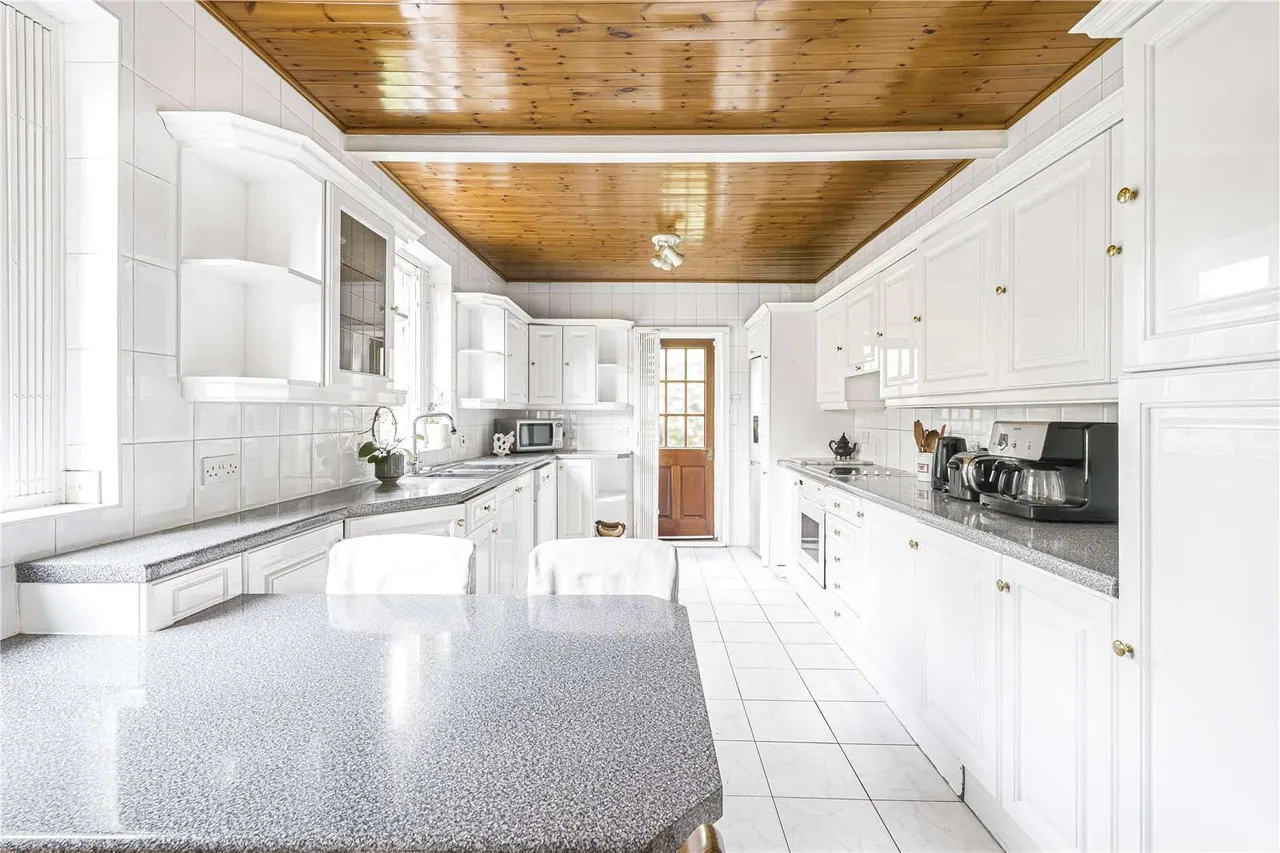 Brim Hill, London, N2 0EZ, photo 9