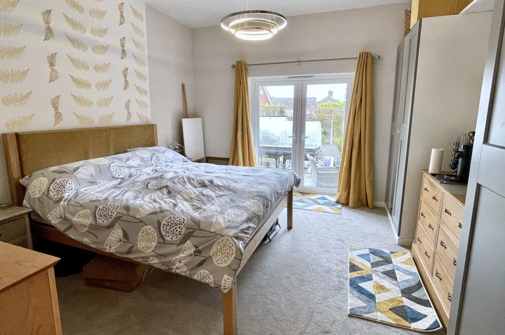Pinewood Road, St. Ives, BH24, photo 13