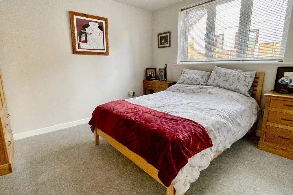 Pinewood Road, St. Ives, BH24, photo 15
