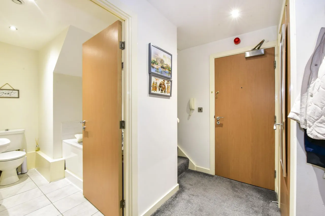 Wain Avenue, Chesterfield, S41, photo 11