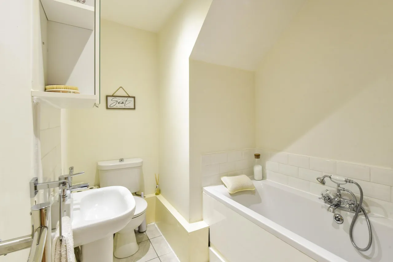 Wain Avenue, Chesterfield, S41, photo 13