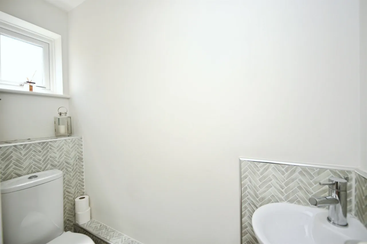 Alderton Close, Solihull, B91, photo 3