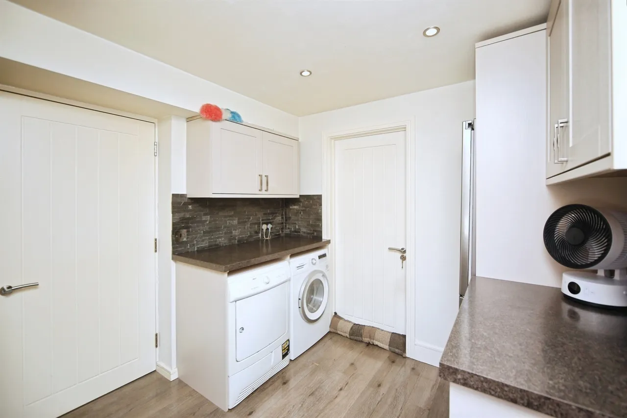 Alderton Close, Solihull, B91, photo 13
