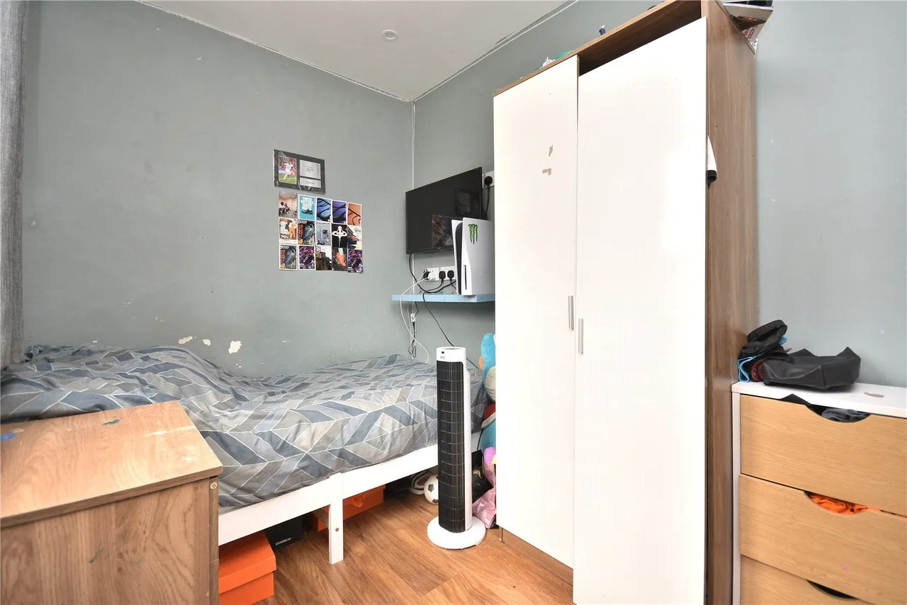 Whinmoor Way, Leeds, LS14, photo 11