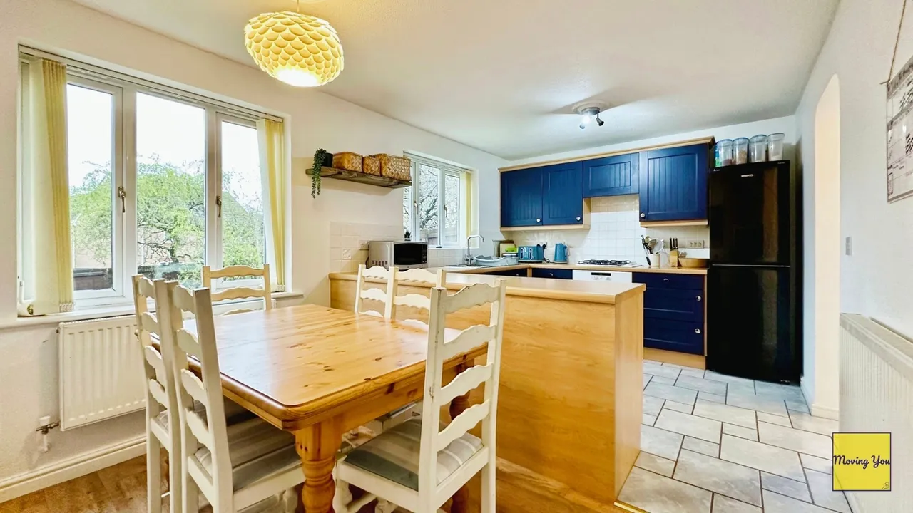 Bryn Henfaes, Broadlands, Bridgend, photo 6
