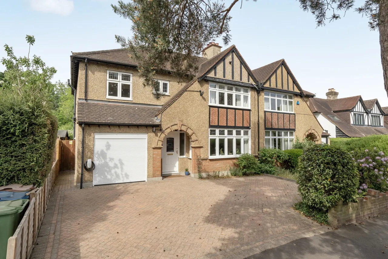 5 bed house for sale, Grimsdyke Road, Pinner, HA5