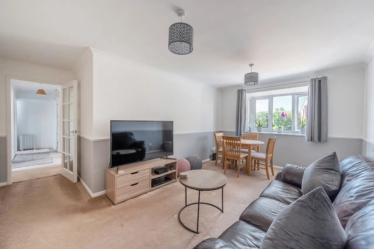 3 Orkney House, Himalayan Way, Watford, photo 9
