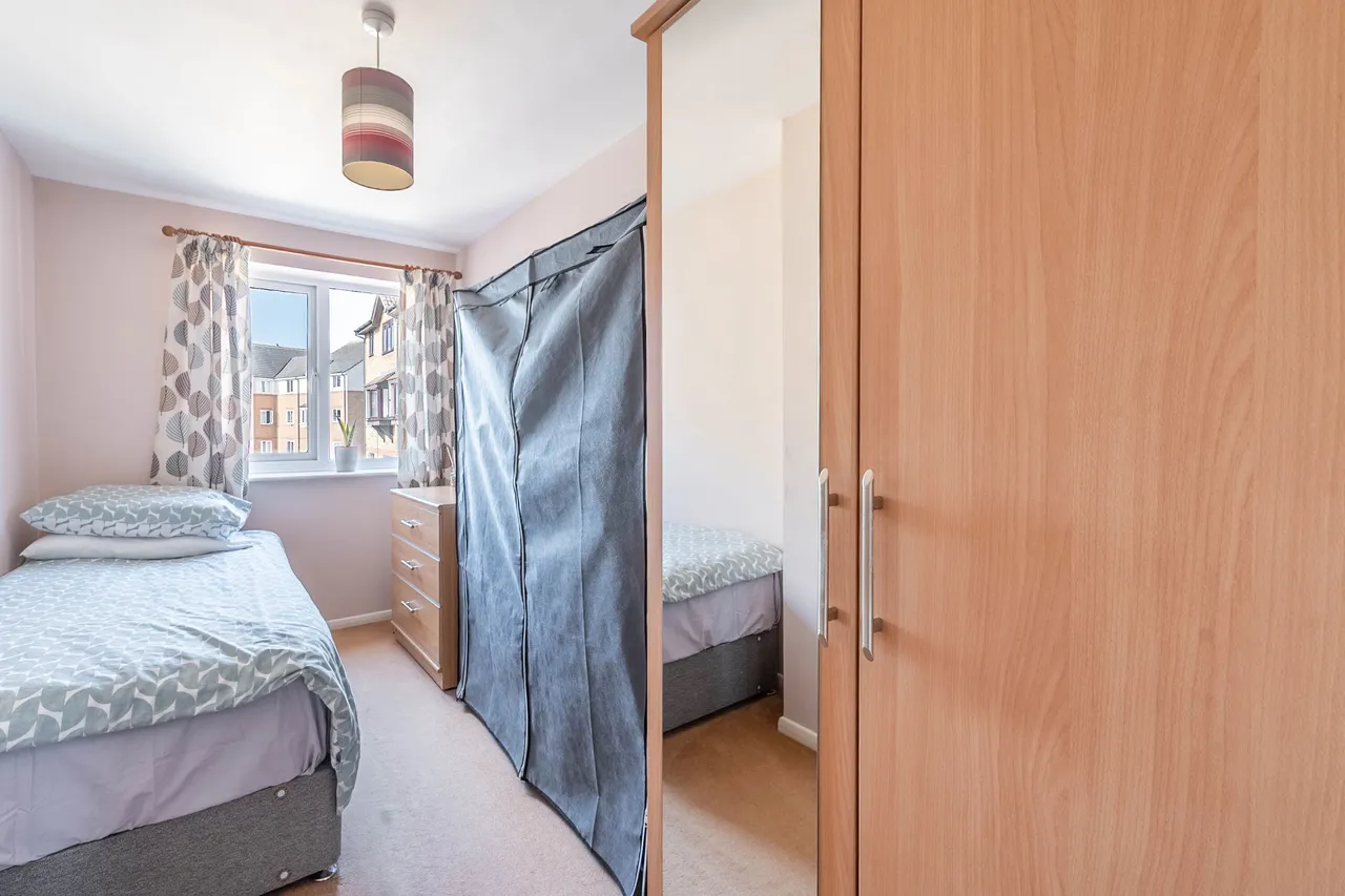 3 Orkney House, Himalayan Way, Watford, photo 5