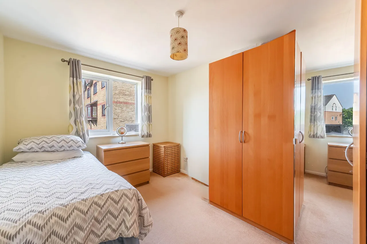 3 Orkney House, Himalayan Way, Watford, photo 4