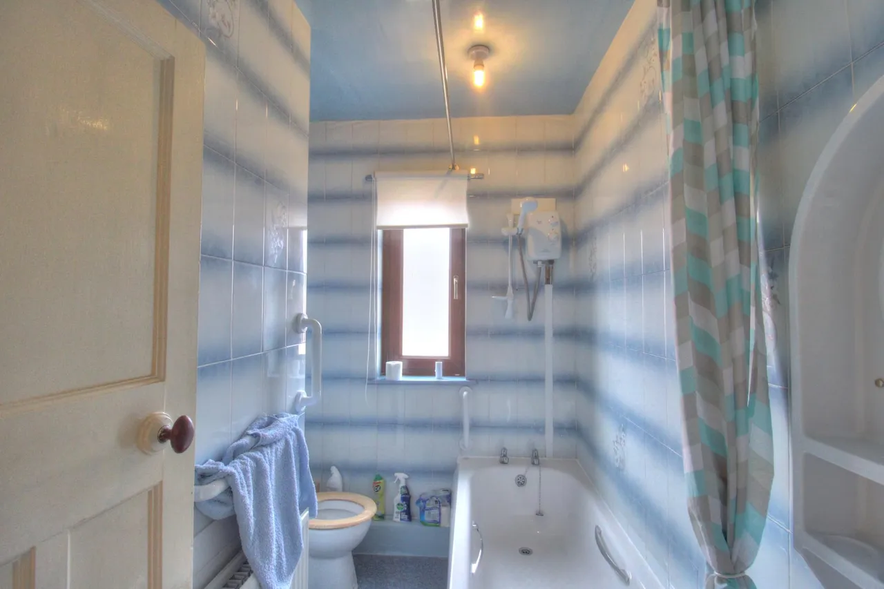 Gladstone Street, Blyth, NE24, photo 21