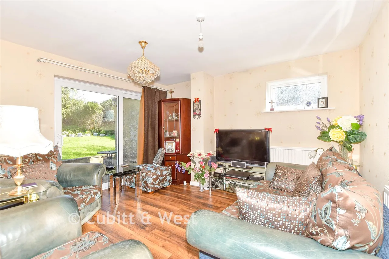 School Lane, Denmead, PO7, photo 8