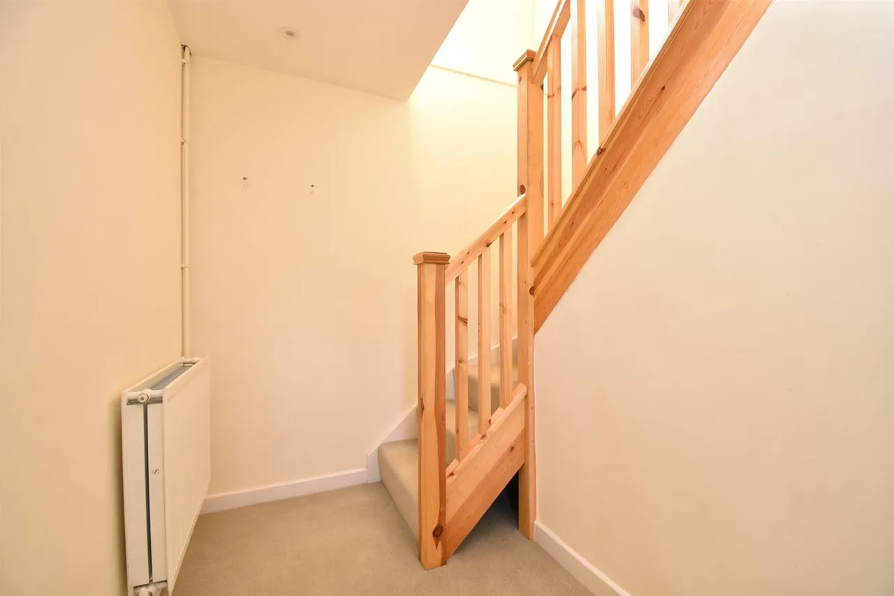 Carters Close, Stevenage, Herts, SG2 9QA, photo 4