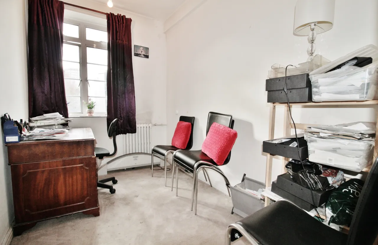 Hammersmith Road, Hammersmith, W6, photo 8