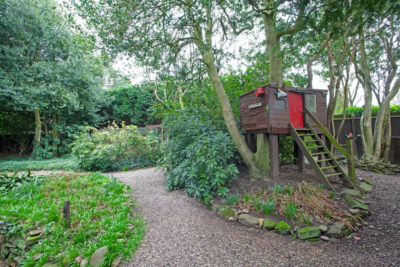 The Moot House, The Green, WS9, photo 22