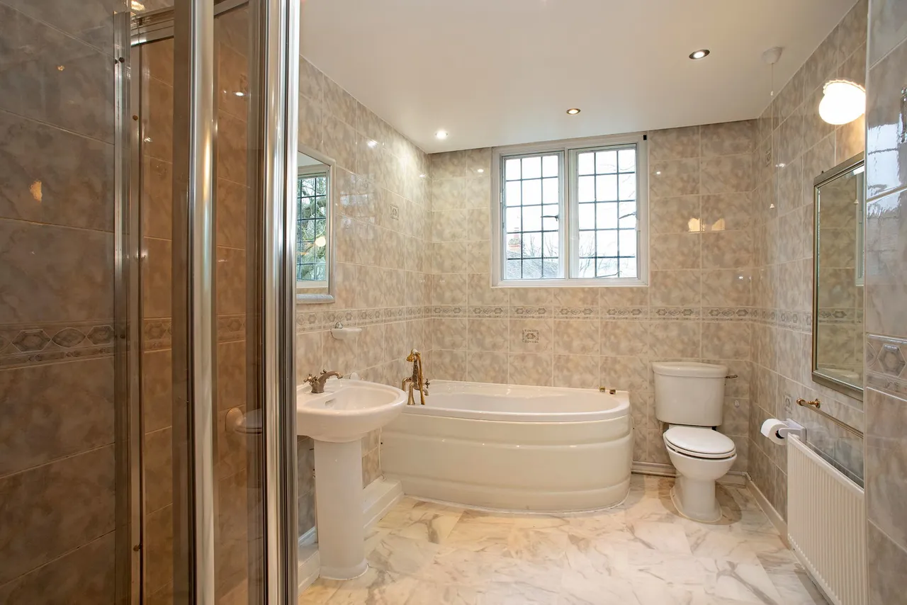 The Moot House, The Green, WS9, photo 46