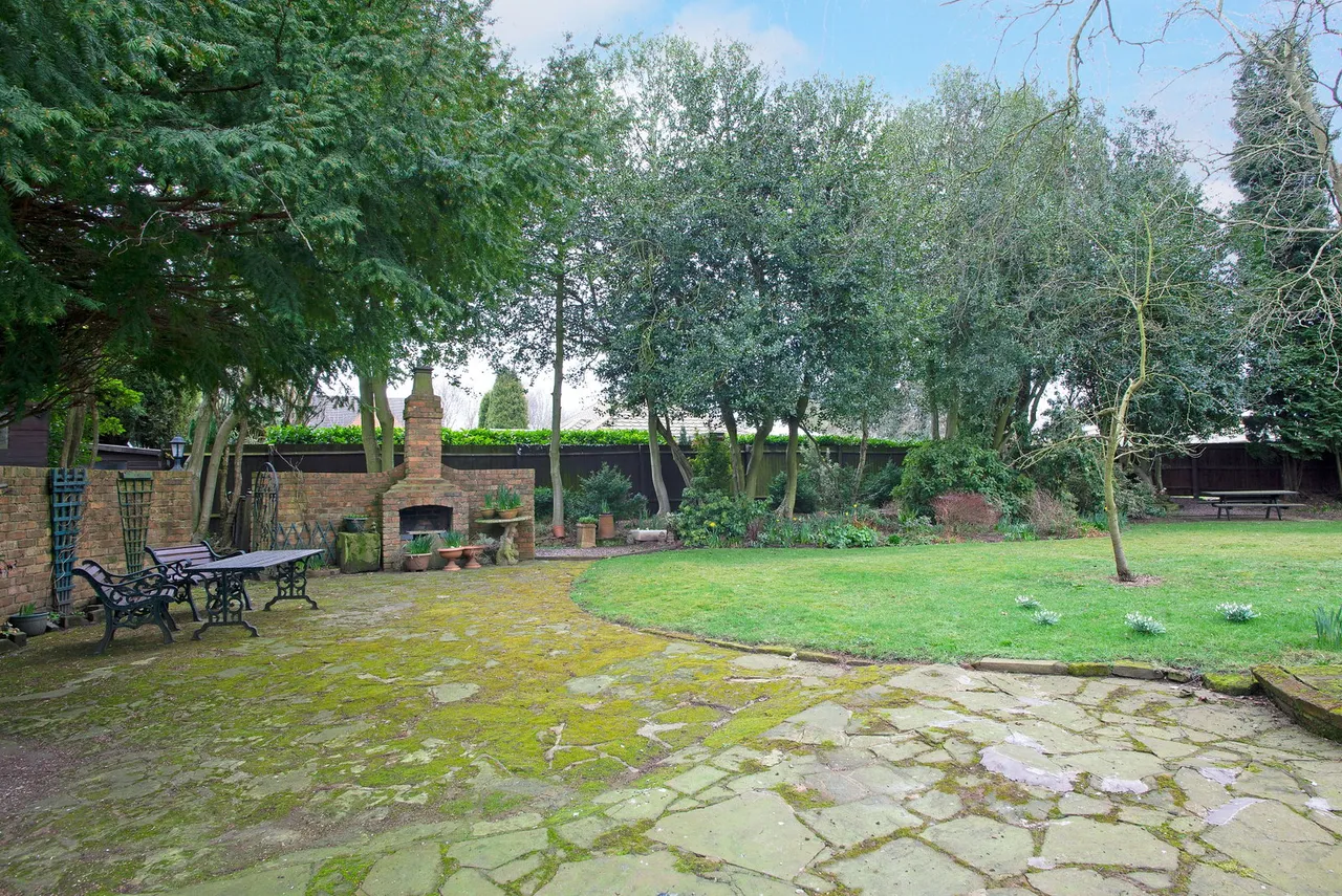 The Moot House, The Green, WS9, photo 23