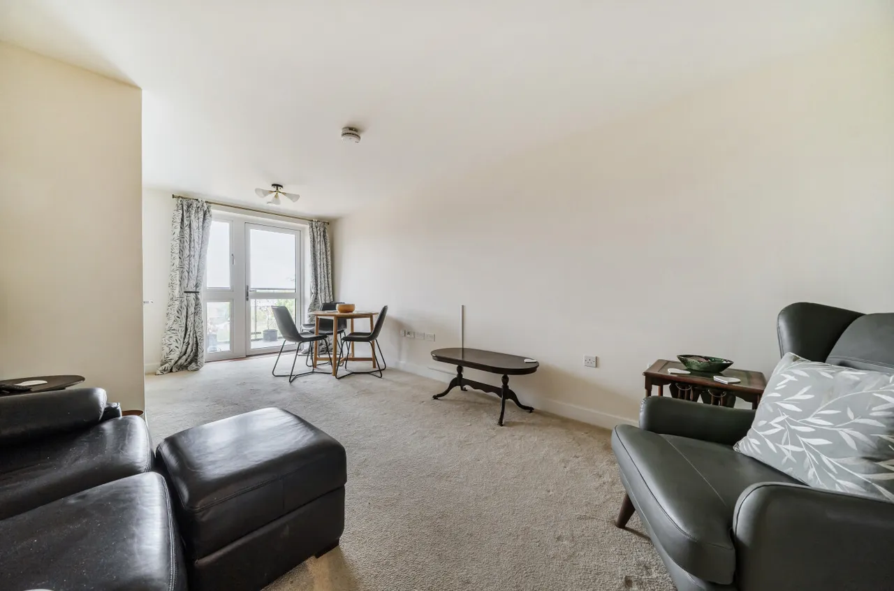 Station Road, Hook, Hampshire, RG27 9GU, photo 10