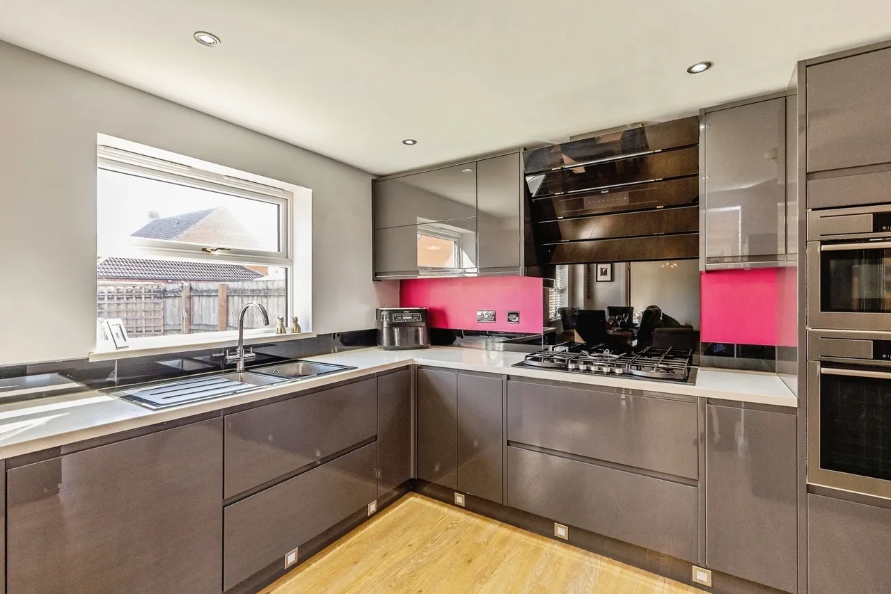 Sweetgrass Road, Weston-super-Mare, BS24, photo 3