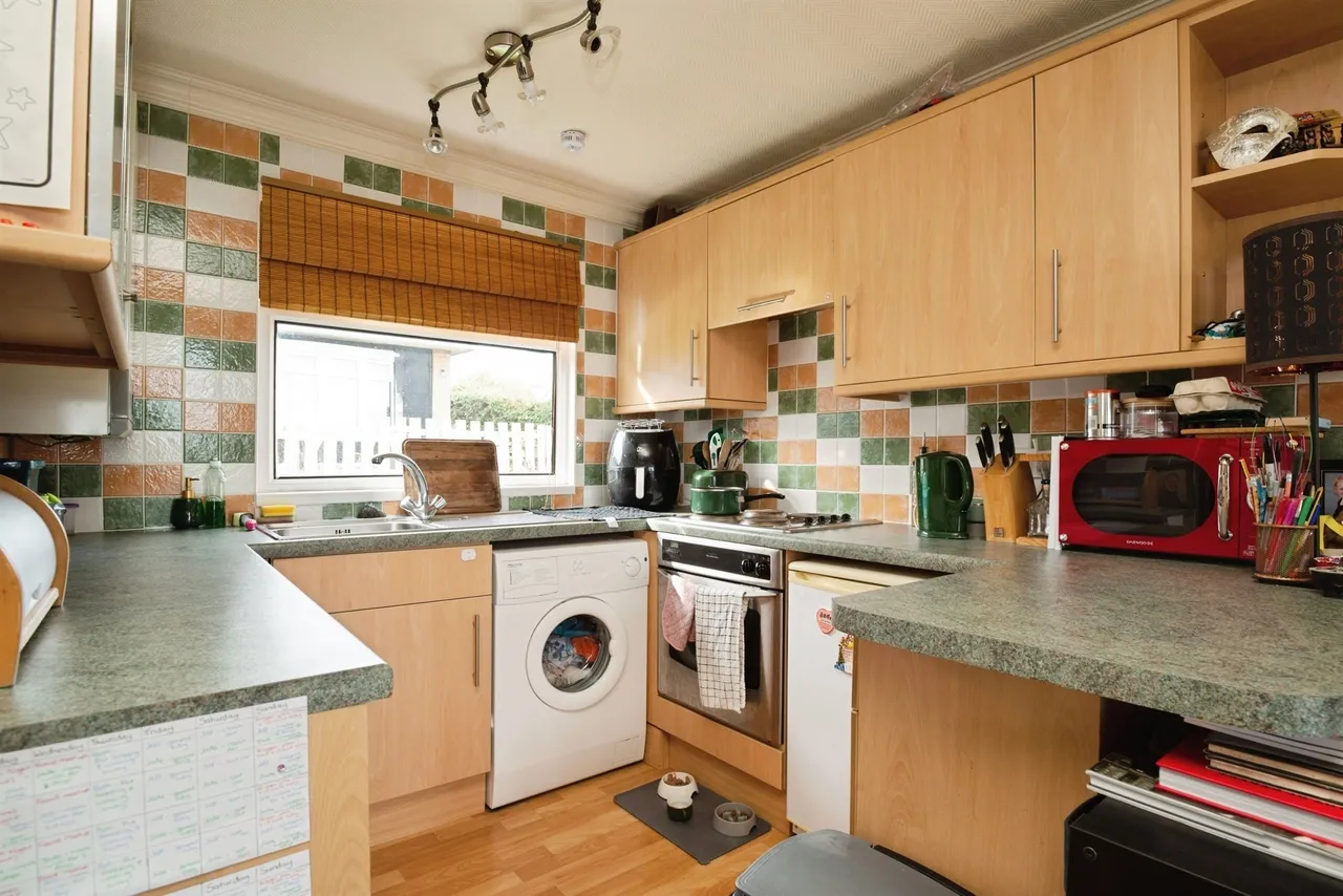 Fort Road, Penarth, CF64, photo 7
