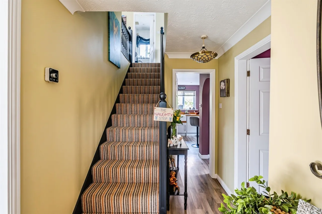 Tillingham Way, Stone Cross, BN24, photo 12