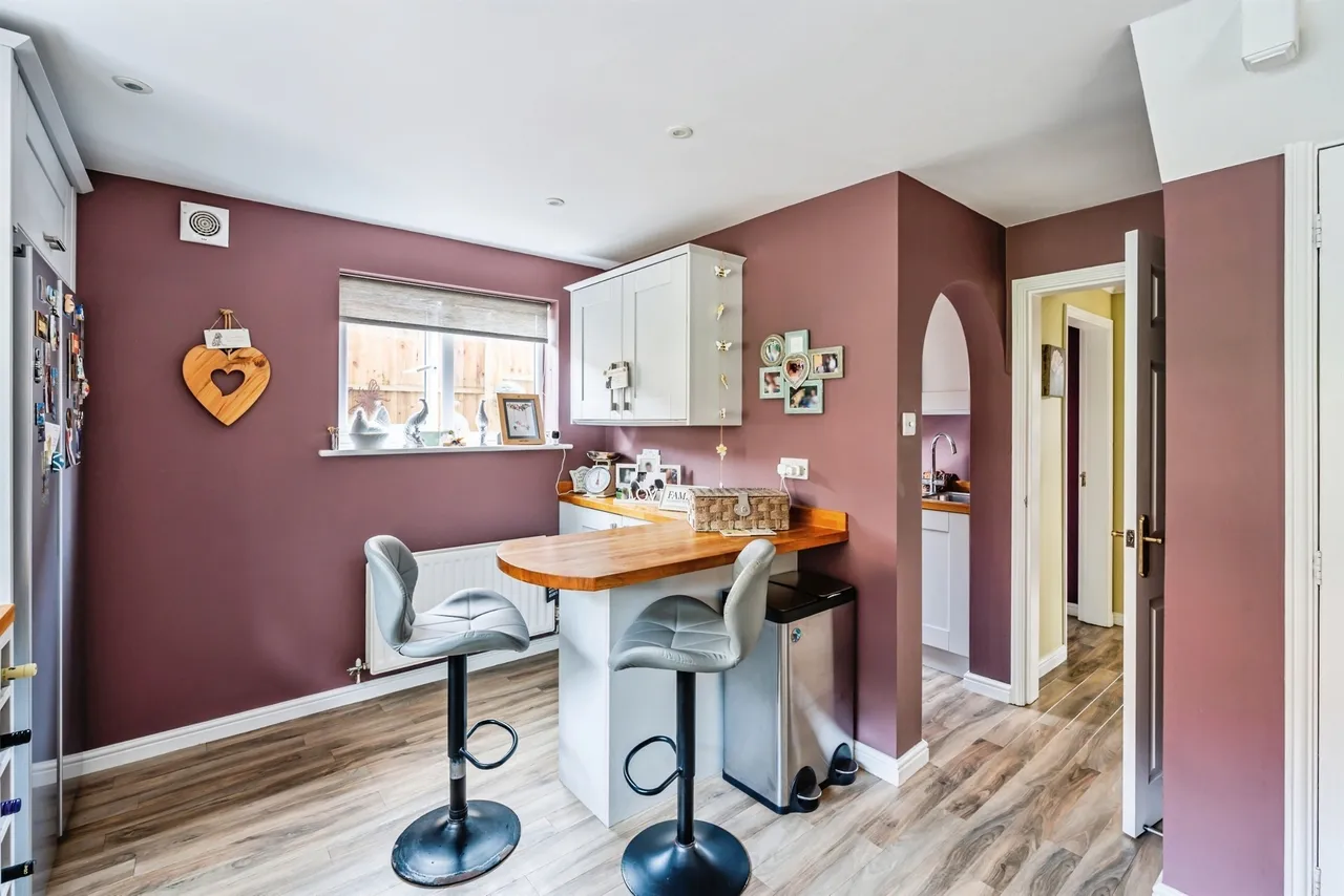 Tillingham Way, Stone Cross, BN24, photo 6