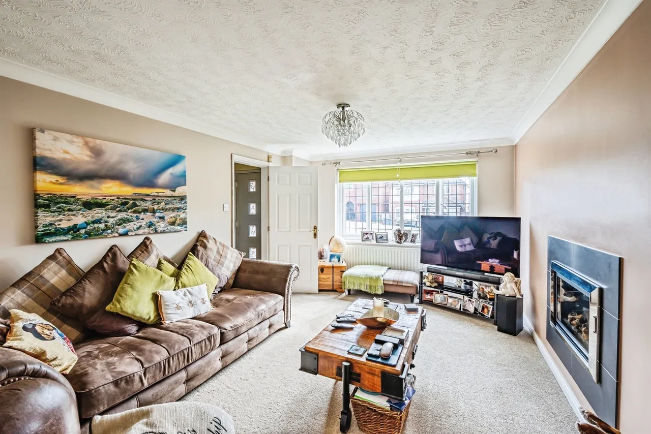 Tillingham Way, Stone Cross, BN24, photo 8