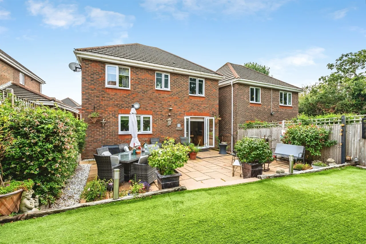 Tillingham Way, Stone Cross, BN24, photo 21
