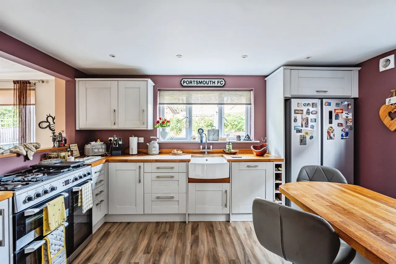 Tillingham Way, Stone Cross, BN24, photo 4
