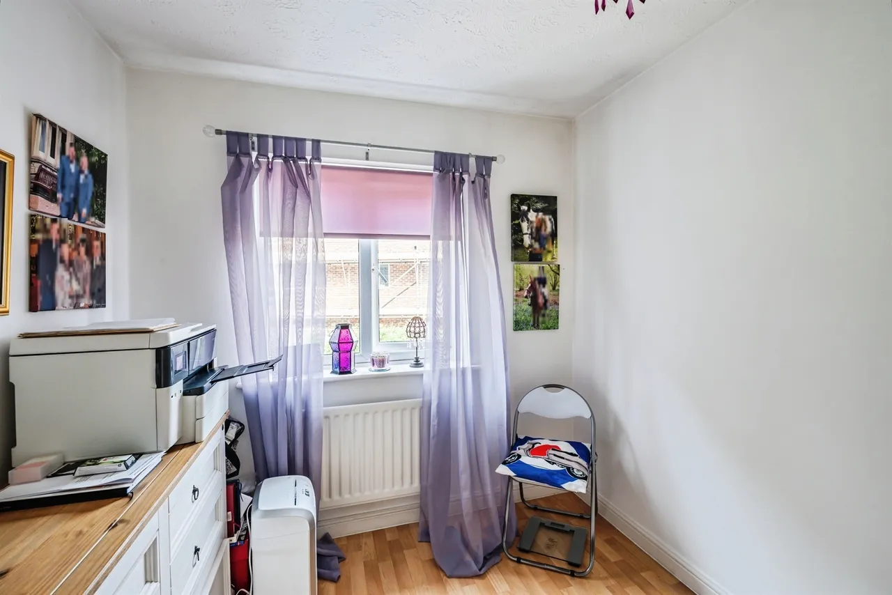 Tillingham Way, Stone Cross, BN24, photo 18