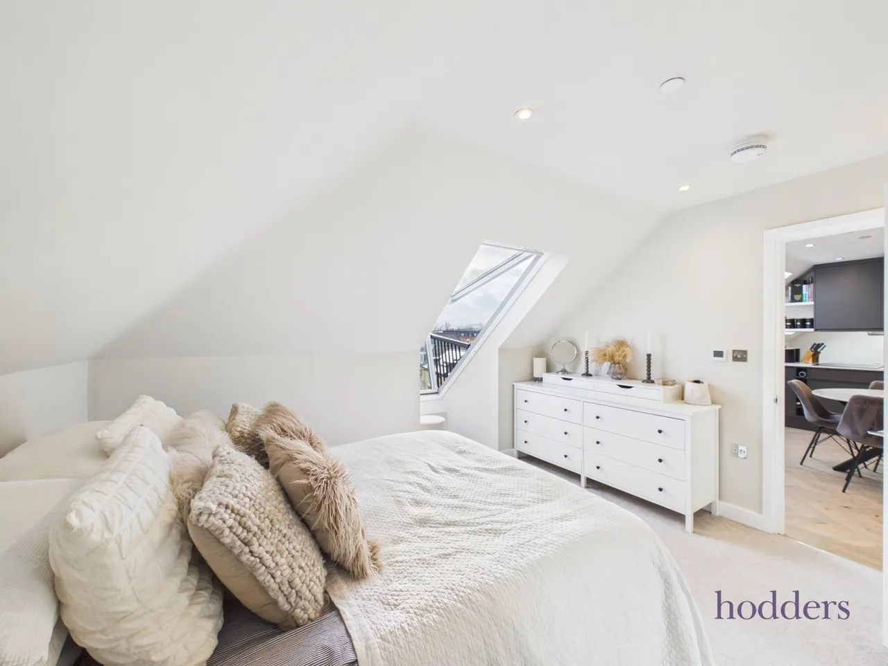Gogmore Lane, Chertsey, KT16, photo 6