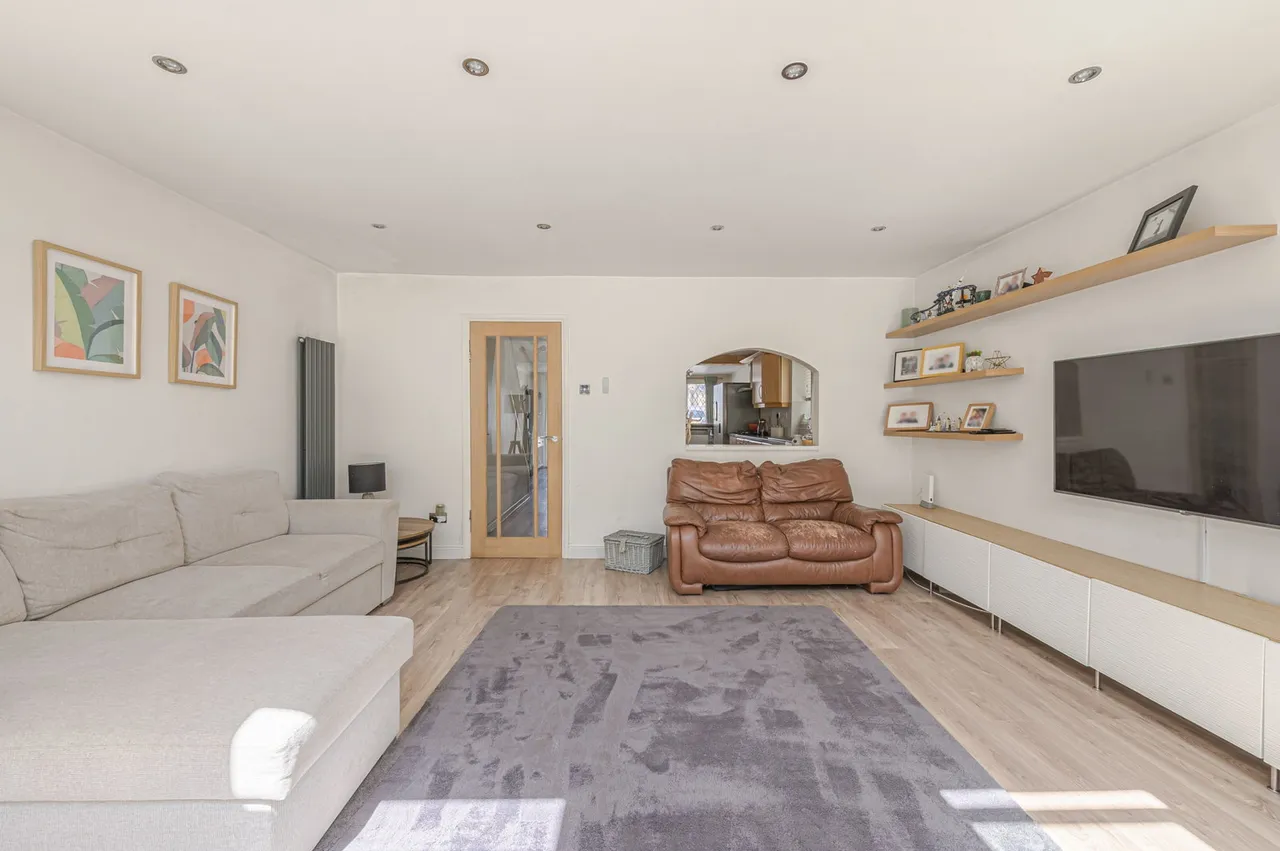 Sutherland Road, Cheslyn Hay, photo 5
