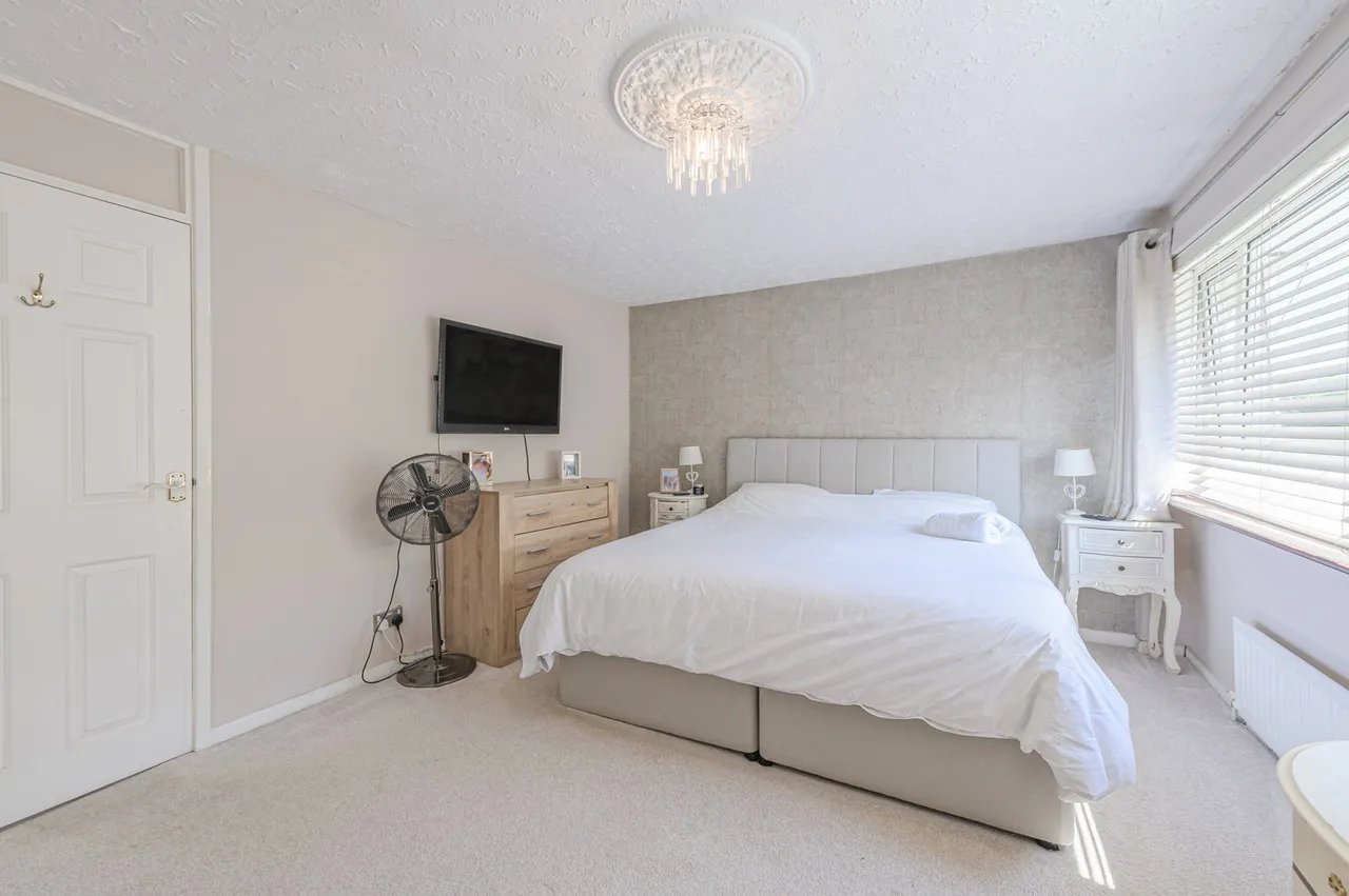 Sutherland Road, Cheslyn Hay, photo 10
