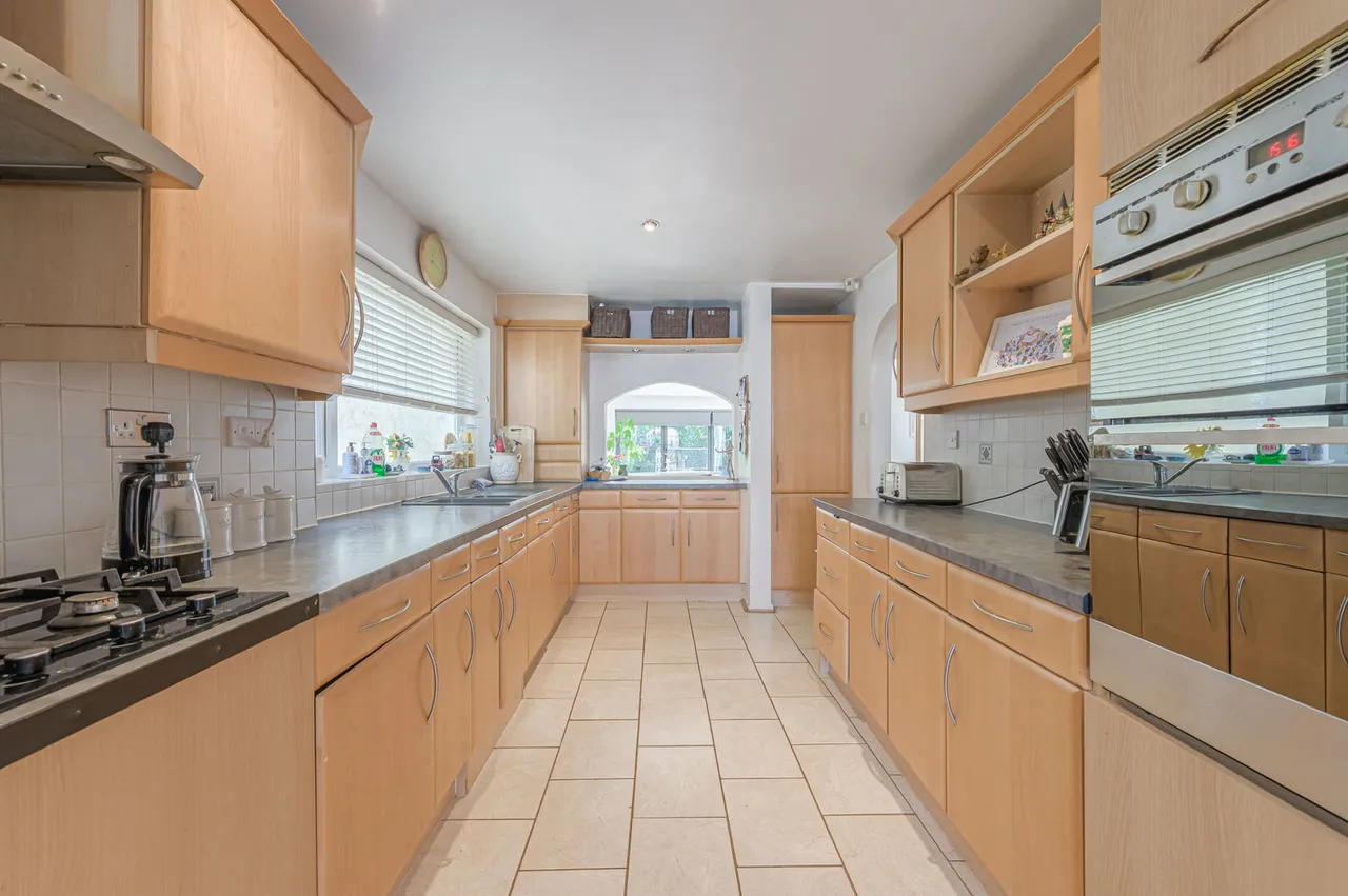 Sutherland Road, Cheslyn Hay, photo 6