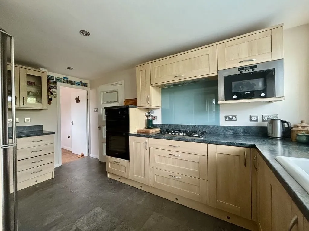 Forester Avenue, Much Wenlock, Shropshire TF13 6EX, photo 10