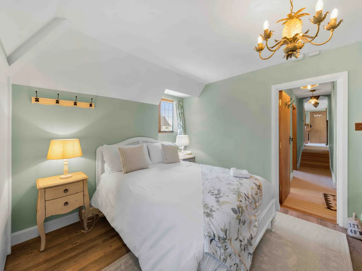 Fitzroy Avenue, CT10, photo 30