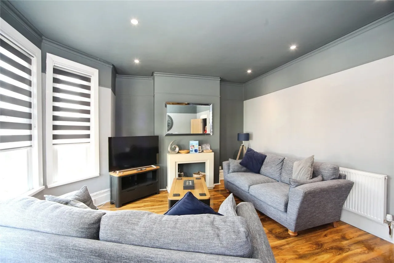 Risca Road, Newport, NP20, photo 2