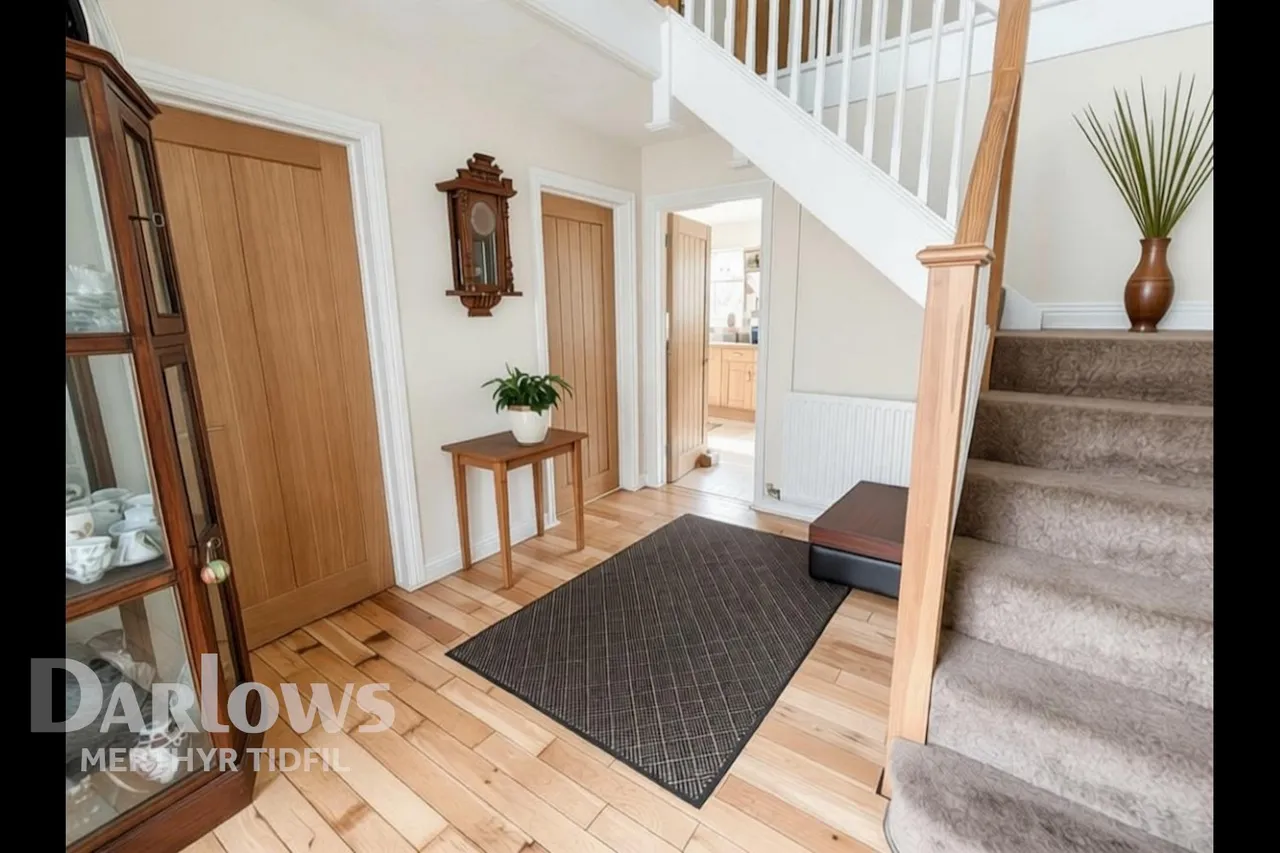 Commercial Street, Treharris, photo 13