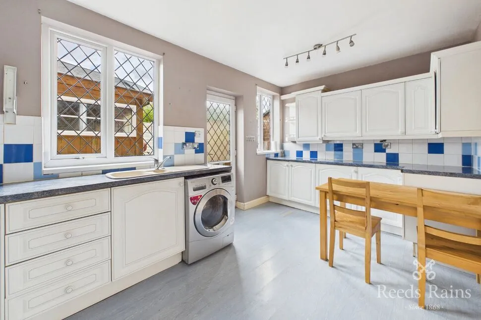 Moss Lane, Macclesfield, Cheshire, SK11, photo 3