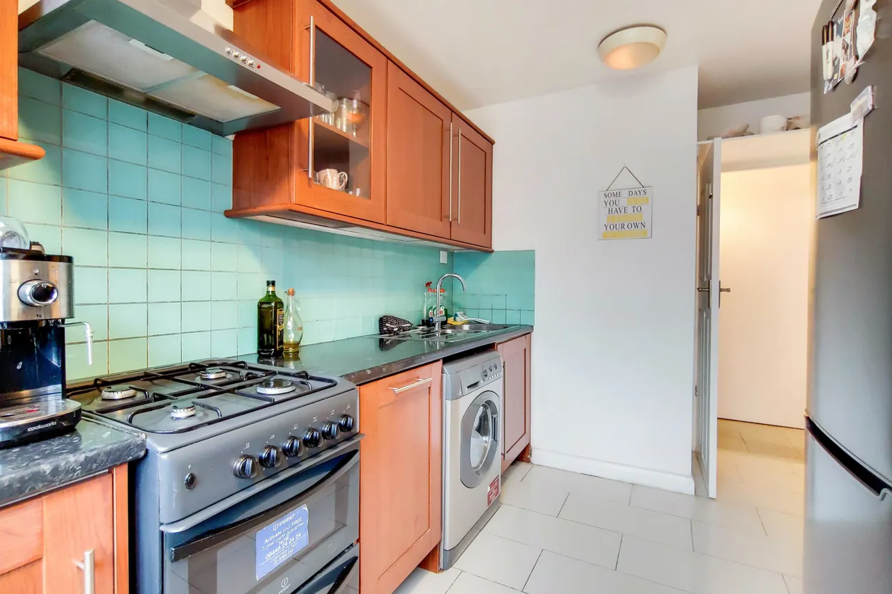 14 Gambier House, Mora Street, London, photo 7