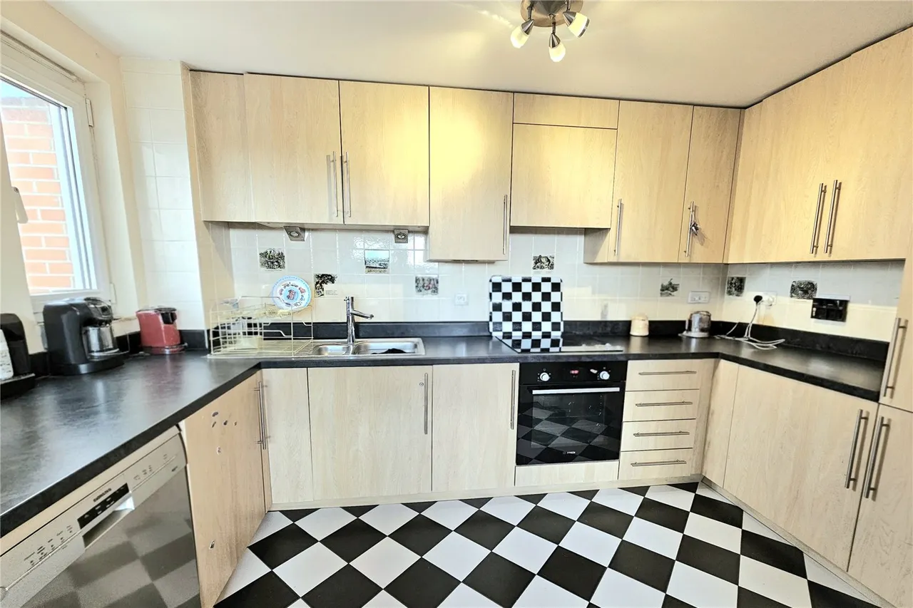 North Court, Upper Charles Street, Camberley, Surrey, GU15 3GX, photo 4