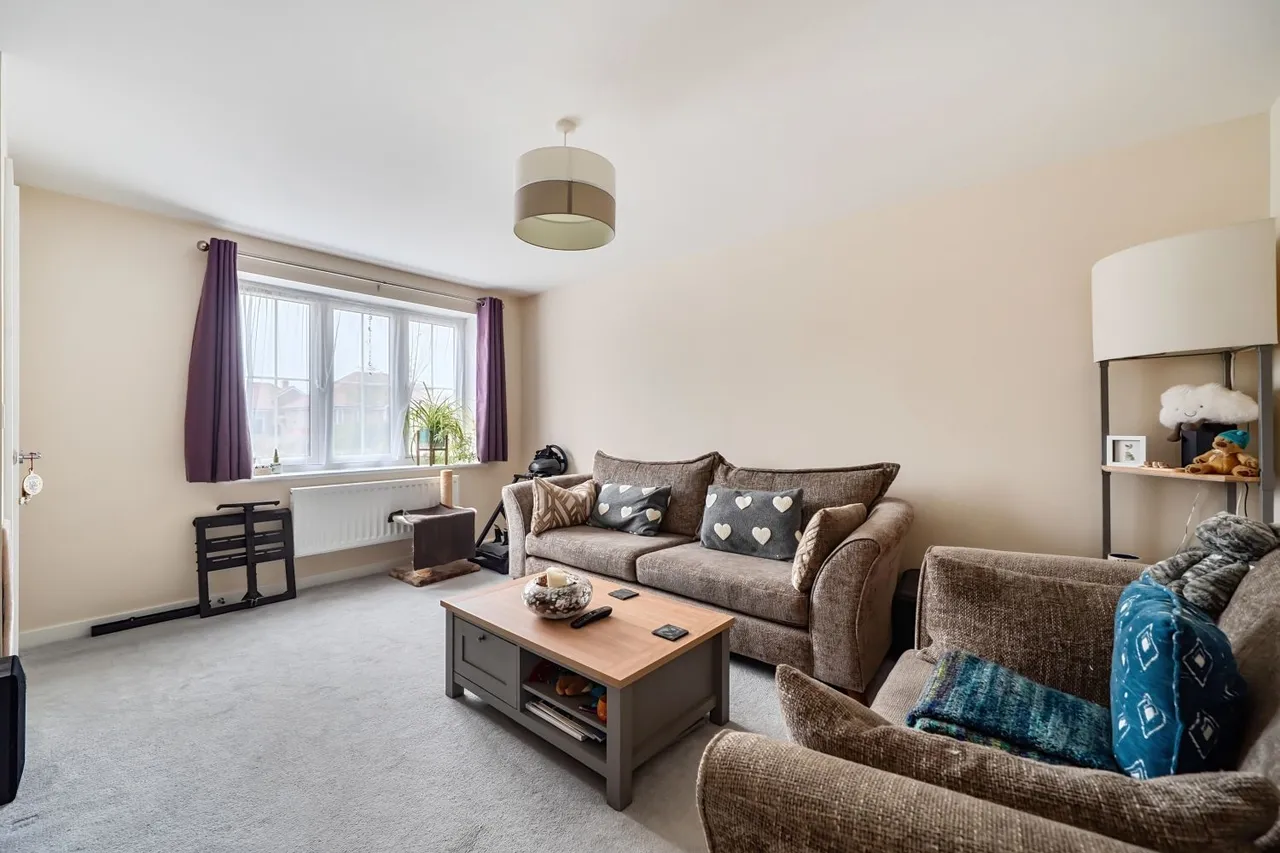 Perry Gardens, Basingstoke, RG23, photo 2