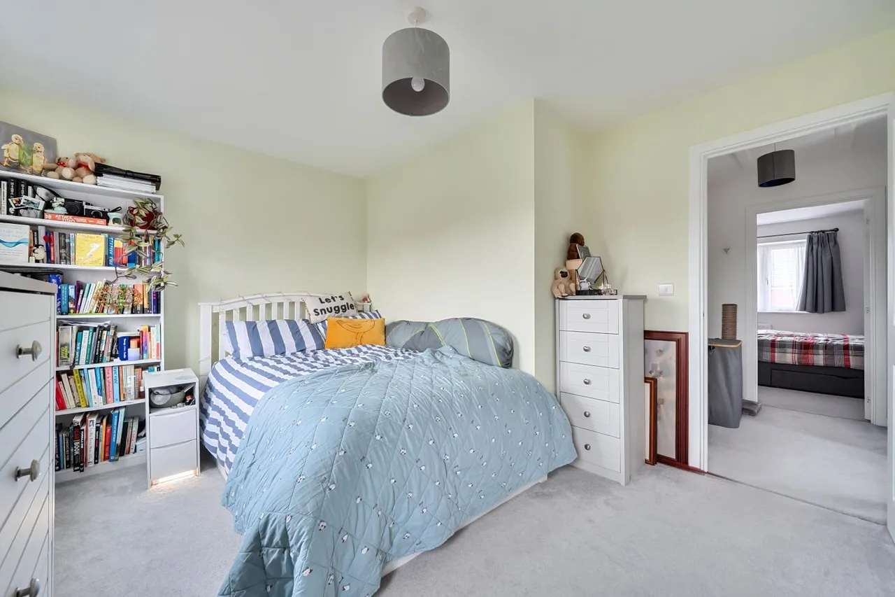 Perry Gardens, Basingstoke, RG23, photo 9