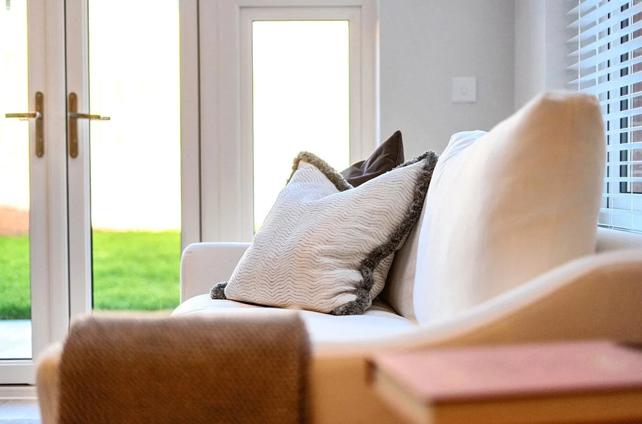 Waxwing Drive, Finchwood Park, RG40, photo 8