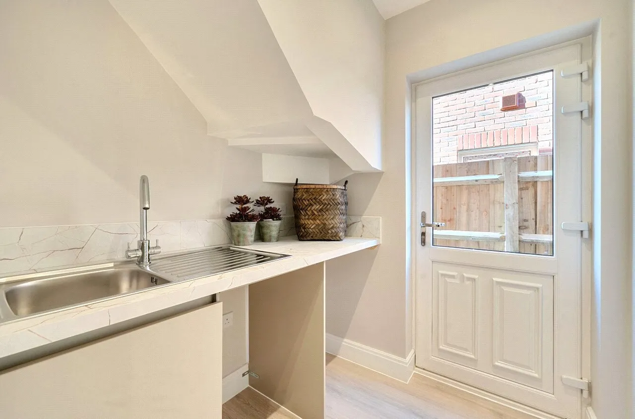Waxwing Drive, Finchwood Park, RG40, photo 9