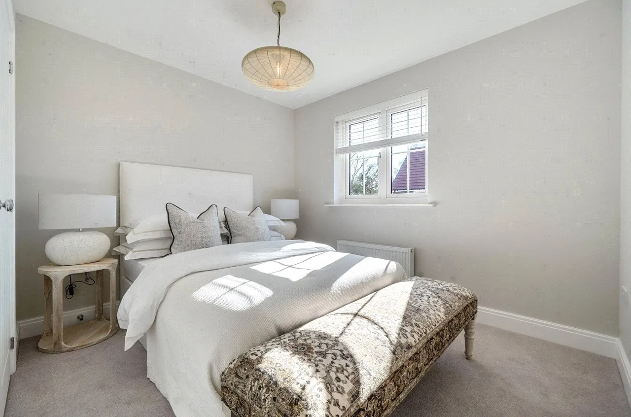Waxwing Drive, Finchwood Park, RG40, photo 18