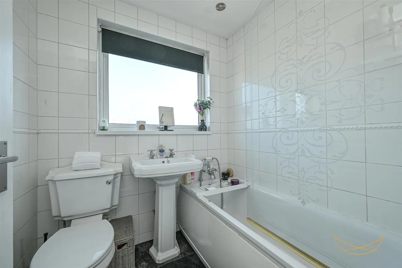 Sandyknowes Gardens, Newtownabbey, BT36, photo 19