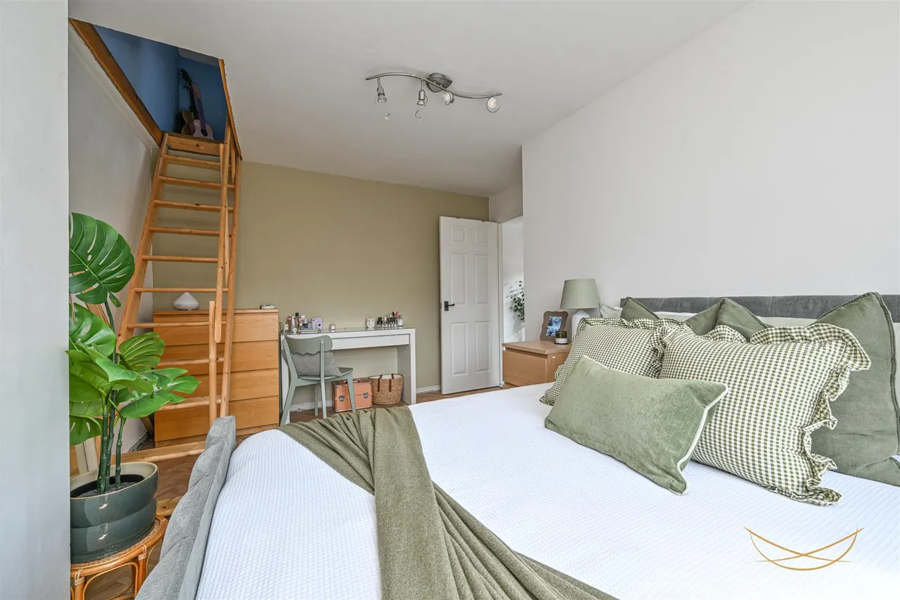 Sandyknowes Gardens, Newtownabbey, BT36, photo 15