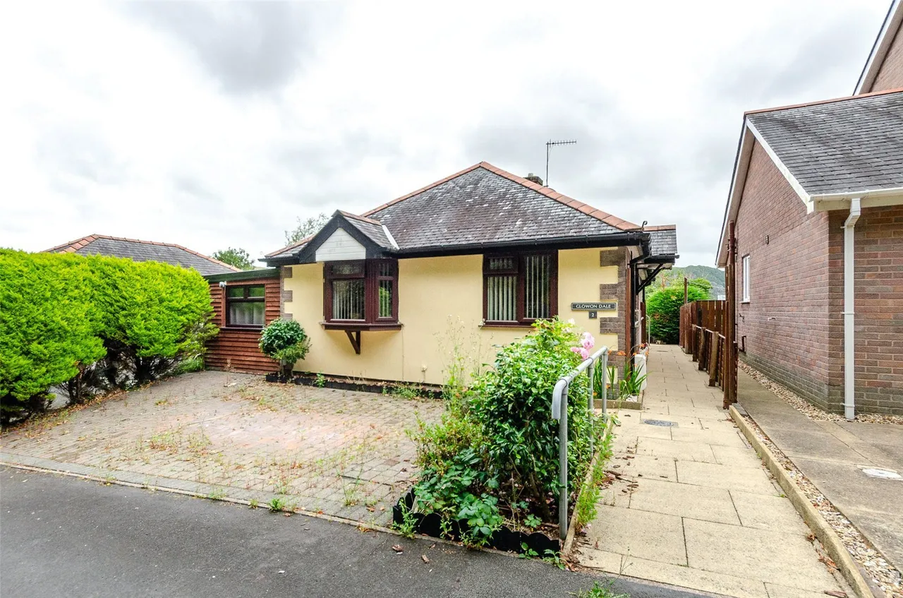 2 bed house for sale, Awel Y Grug, Porthmadog, LL49