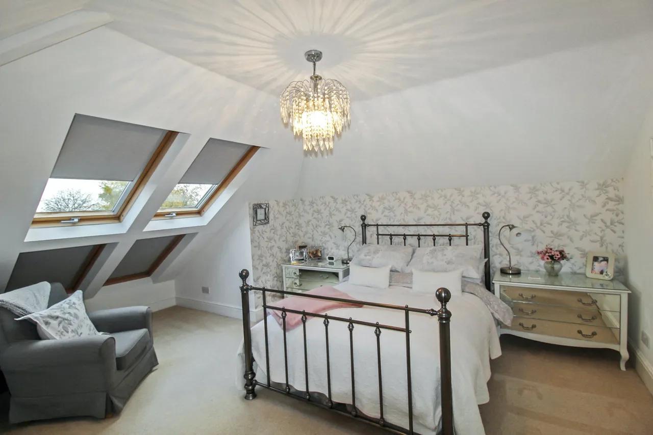 Central Avenue, Stanford-le-hope, SS17 7NG, photo 12