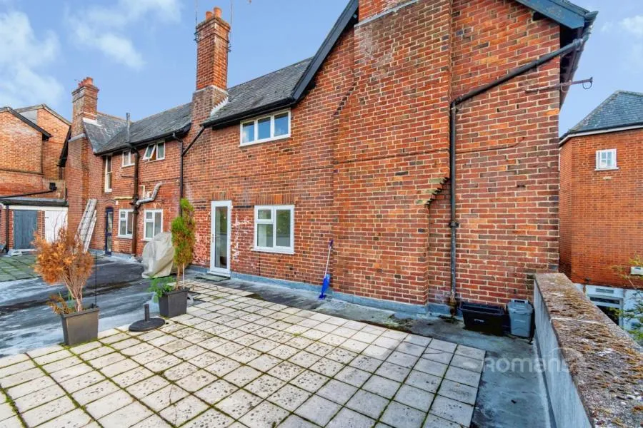 Highcliffe Road, Winchester, SO23, photo 9